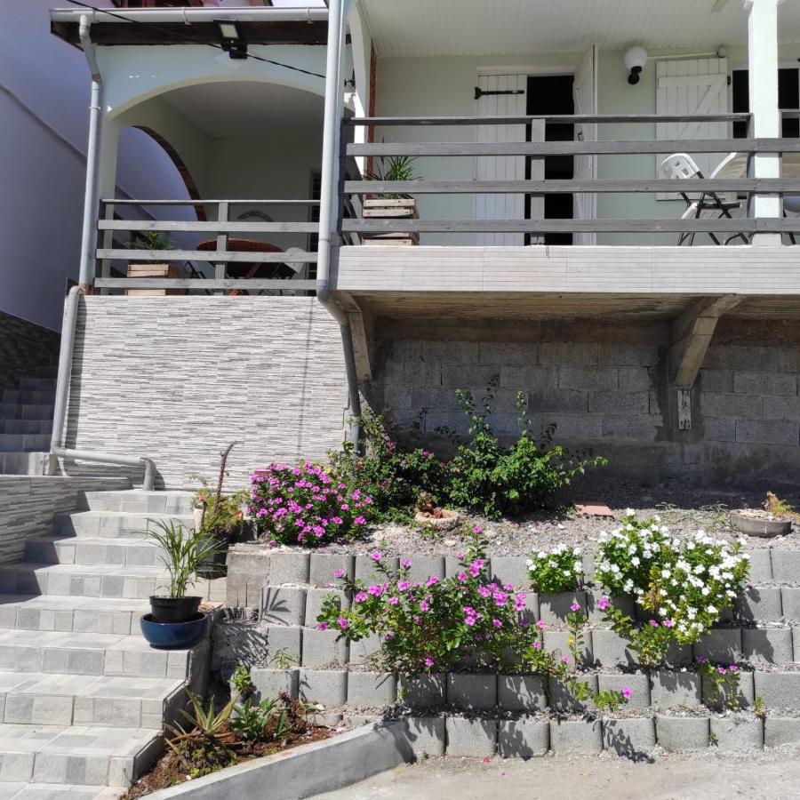 "Au Magnifique Vue " Villa Le Marin ภายนอก รูปภาพ