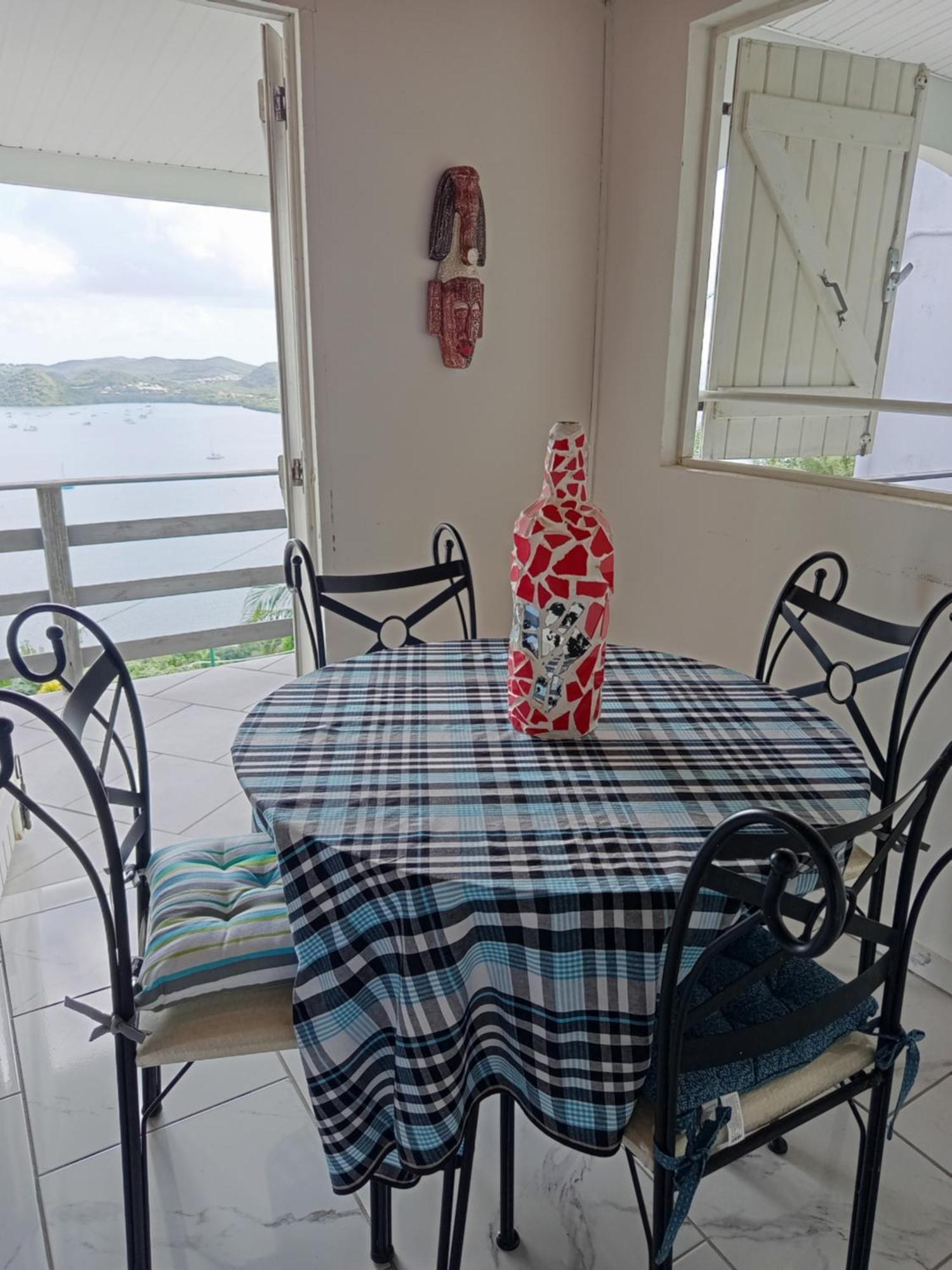 "Au Magnifique Vue " Villa Le Marin ภายนอก รูปภาพ